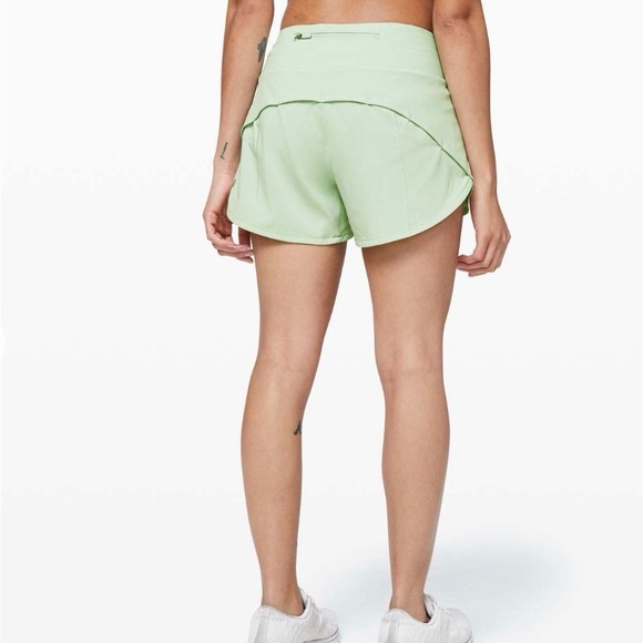 Lululemon Speed Up Short Long, Size 8 - Picture 4 of 10